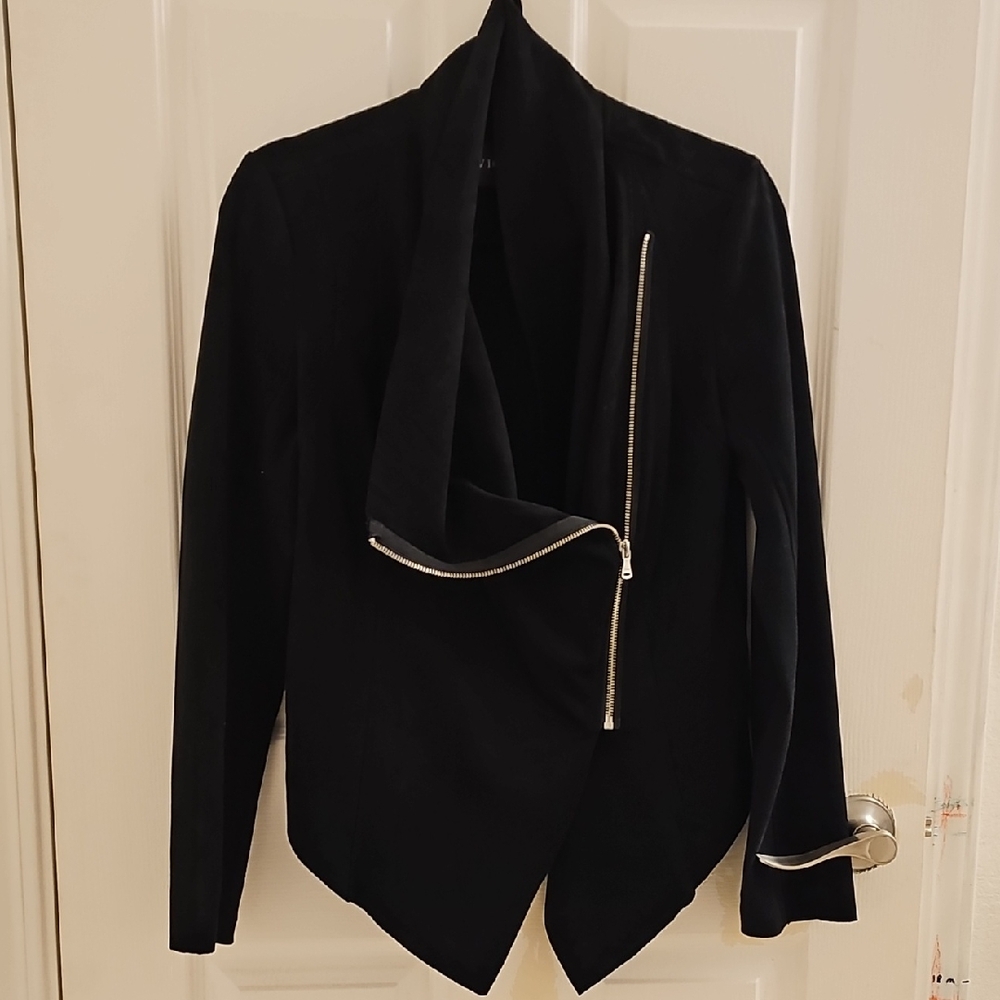 Vigoss Black Women's Blazer with Asymmetrical Zipper
